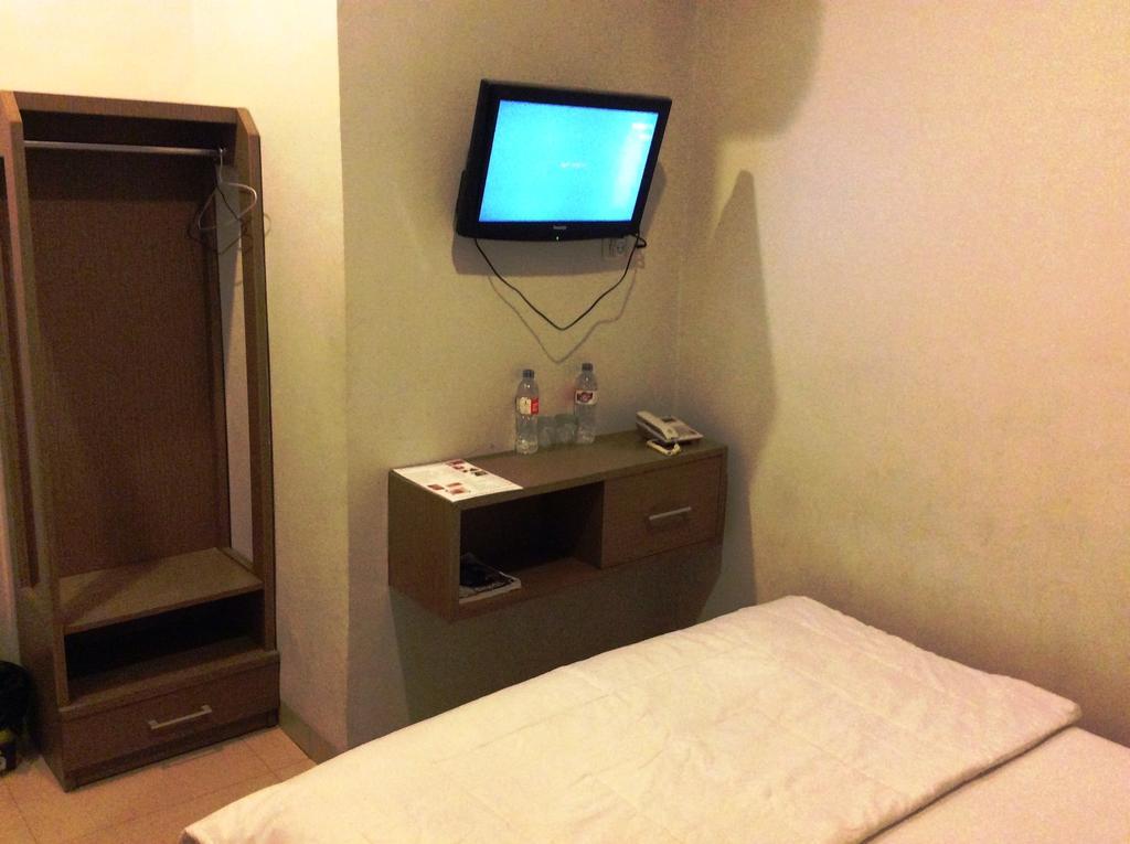 Hotel Diamond Makasar Pokój zdjęcie